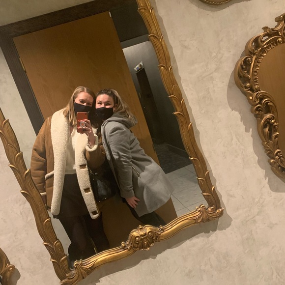 Meet your Posher, Joanna - Picture 4 of 5